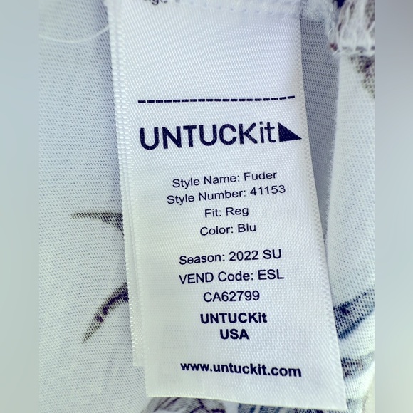 UNTUCKit Men’s Fuder Regular Fit Blue and White Casual Tropical Shirt - Picture 2 of 5